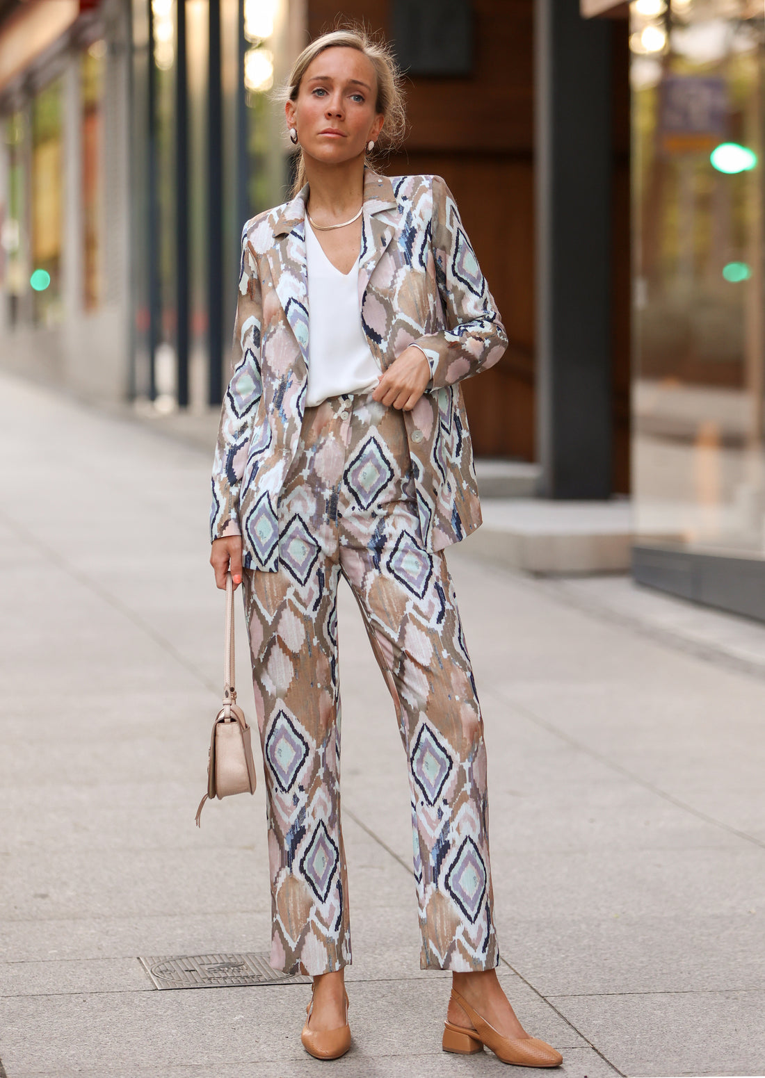 Blazer Alix nude