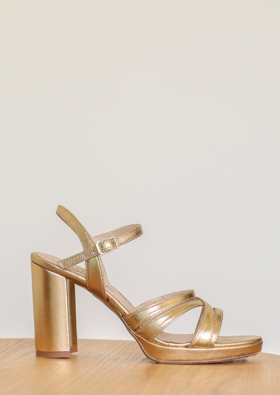 Sandalias Pippa gold
