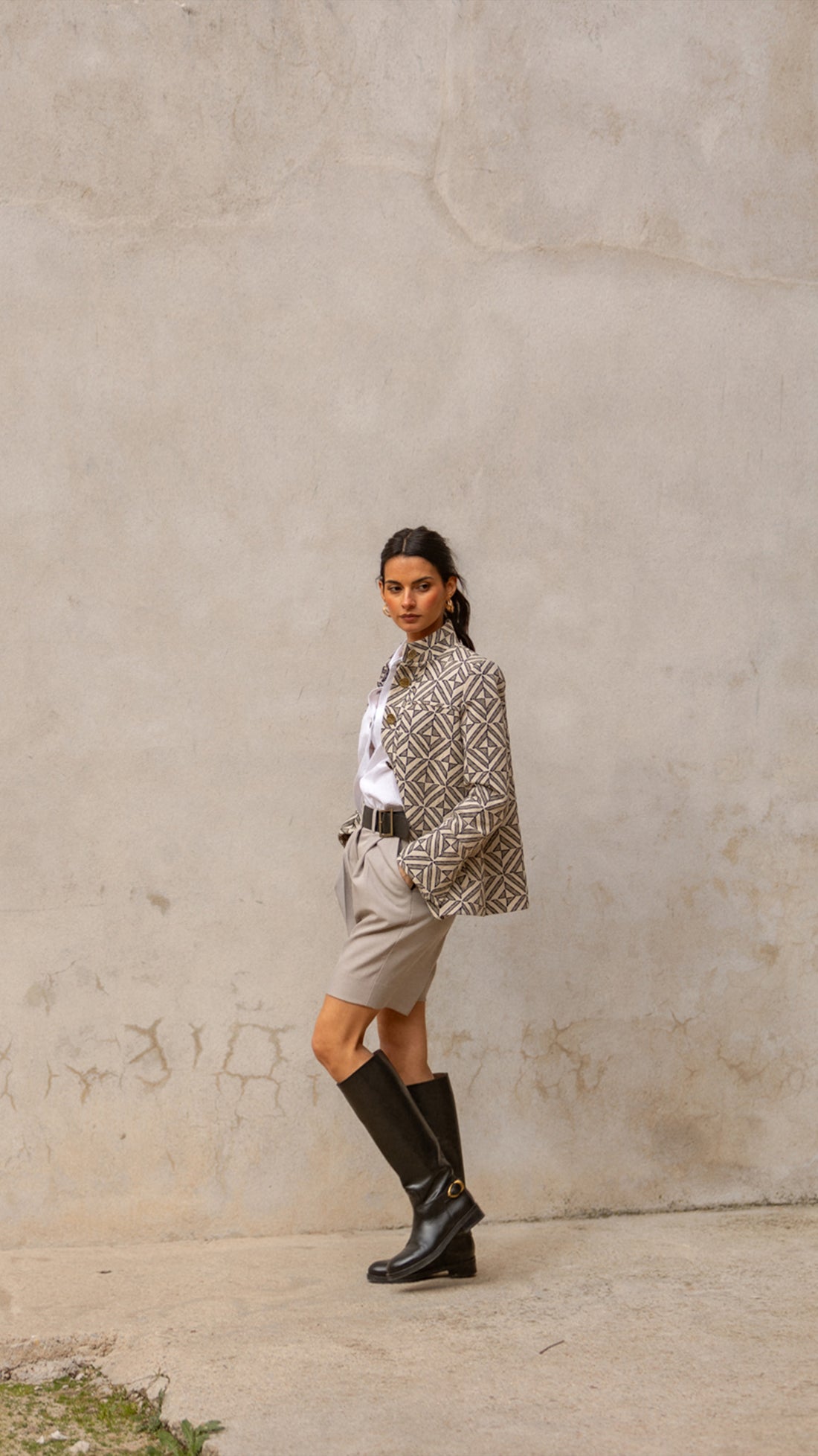 slider image slider_item_AecMxn