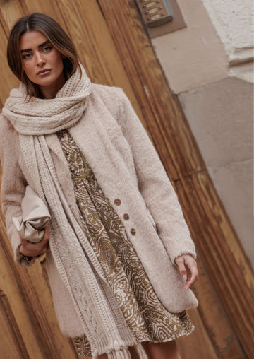 Feire beige scarf
