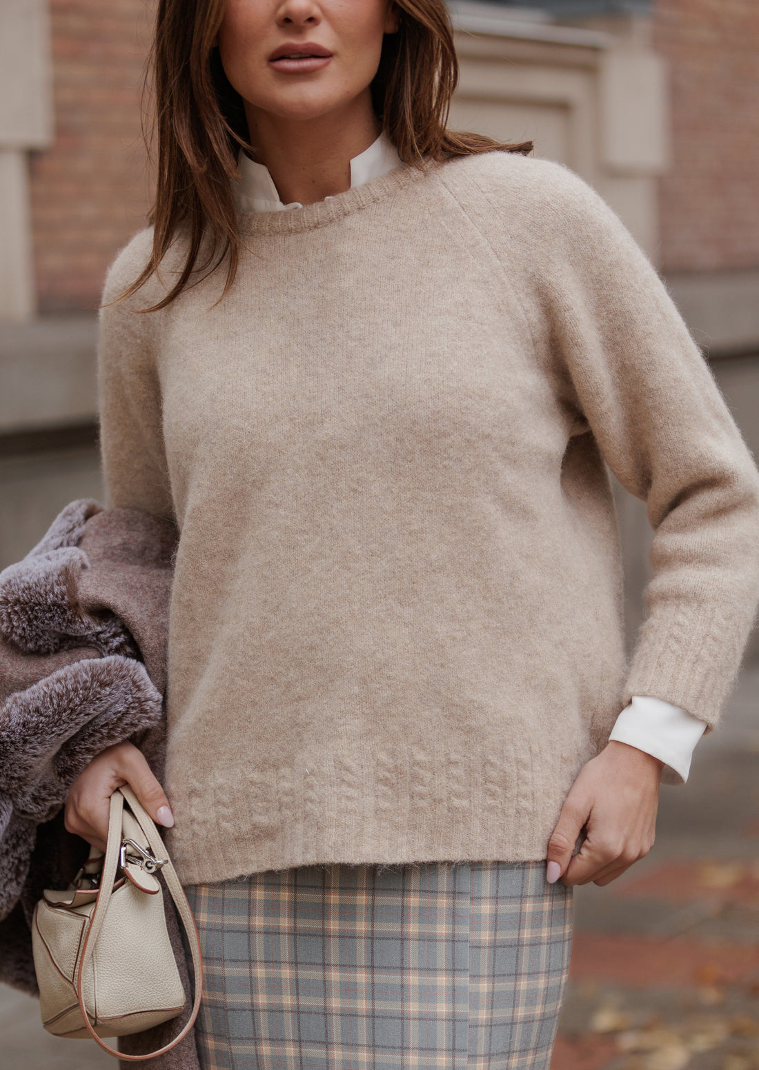 Zina beige sweater