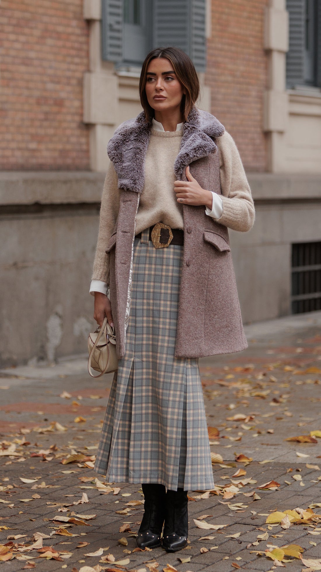 slider image slider_item_AecMxn