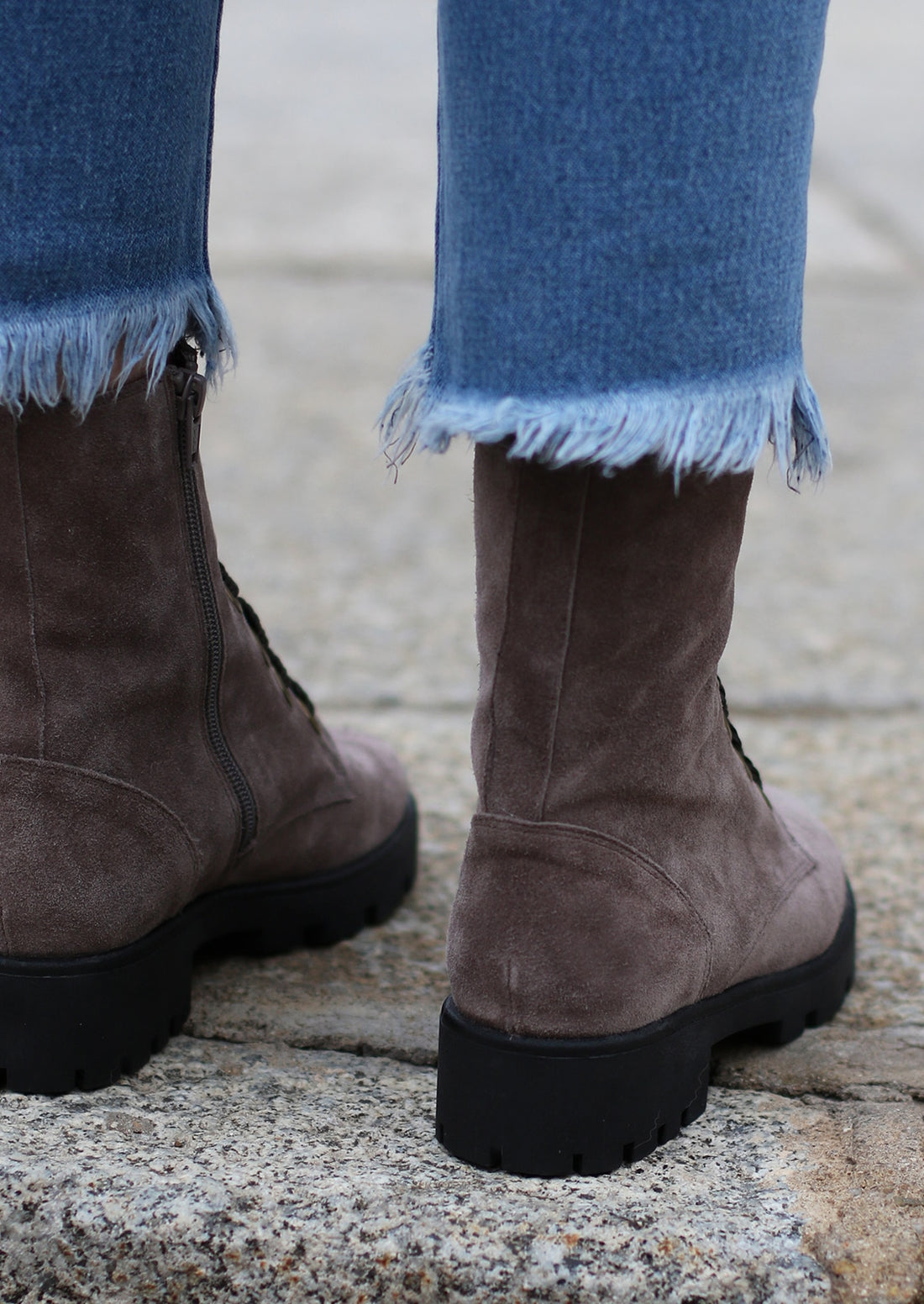 Wenge Track Boots